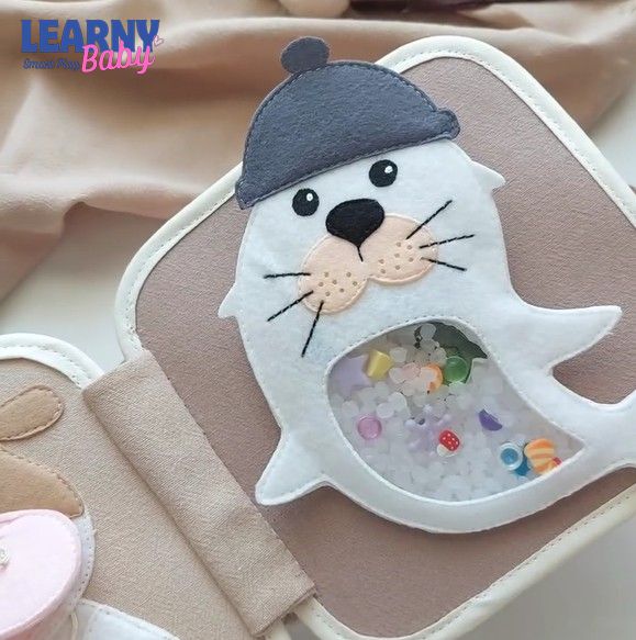 Personalized Mini Felt Quiet Book for Toddlers, Montessori Busy Book, Sensory Travel Toy, Fine Motor Activity Book, Screen-Free Gift for Kids 1-4