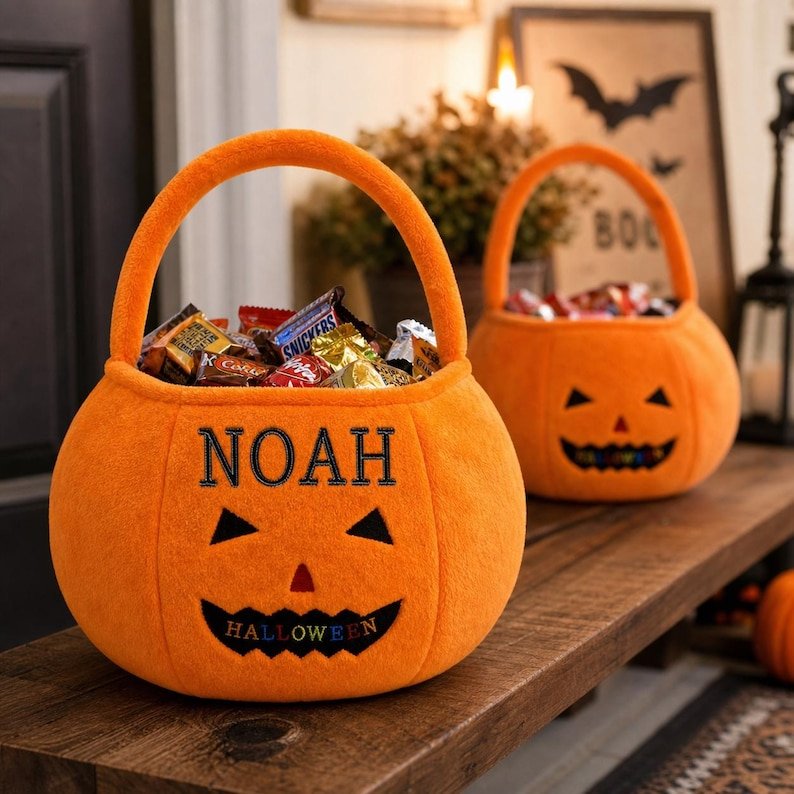 Personalized Pumpkin Trick or Treat Basket, Embroidered Halloween Candy Bag for Kids, Custom Name Plush Pumpkin Bucket