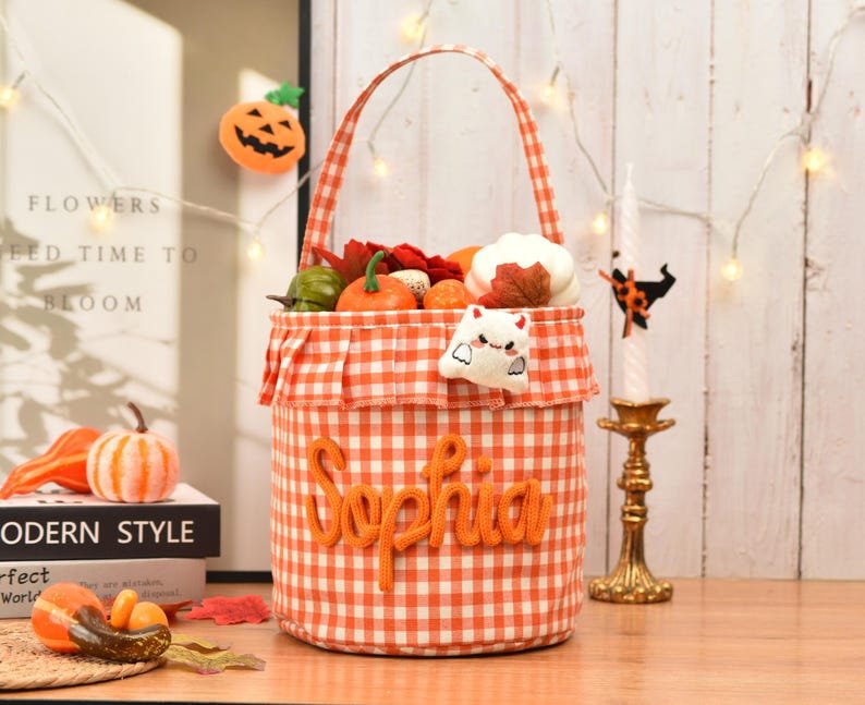 Halloween Basket Ruffle Personalized, Plaid Trick or Treat Bag with Custom Name, Halloween Candy Bucket for Kids, Halloween Storage Basket Gift