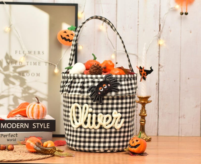 Halloween Basket Ruffle Personalized, Plaid Trick or Treat Bag with Custom Name, Halloween Candy Bucket for Kids, Halloween Storage Basket Gift