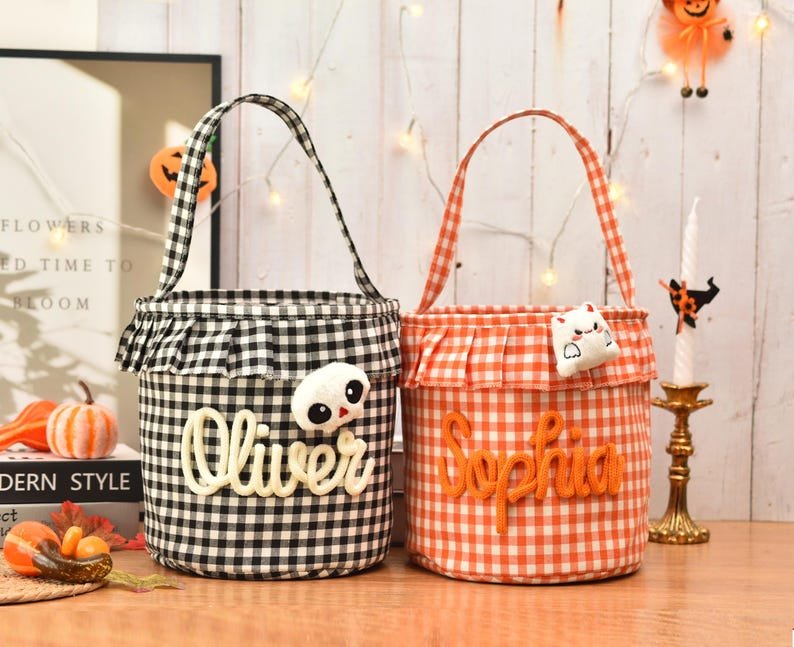 Halloween Basket Ruffle Personalized, Plaid Trick or Treat Bag with Custom Name, Halloween Candy Bucket for Kids, Halloween Storage Basket Gift