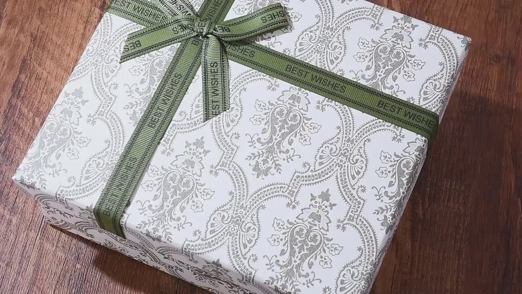 Easter Wooden Rabbits Family Puzzle, Bunny Family Name Ornament, Grandma Presents, Easter Gift for Kids and Parents, Wood Bunny Easter Decor