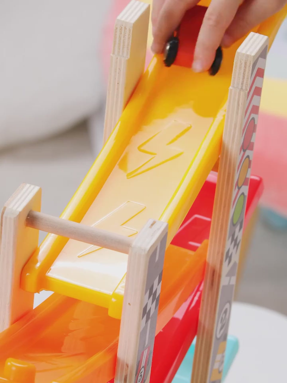 Montessori Wooden Ramp Racing Car Toy – 4–7 Track Inertia Slide Race Set for Toddlers